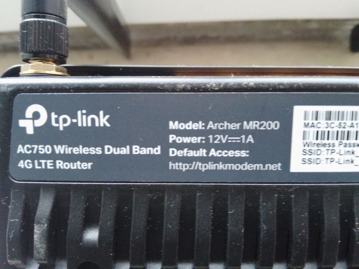 4G LTE  Wi-Fi / Cable router