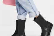 Brand New RAID Boots UK 5