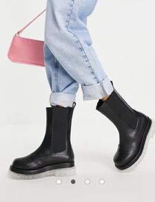 Brand New RAID Boots UK 5