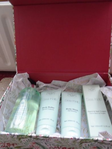 Scottish fine soap company gift set, Body wash, Handcream, Gift set, Christmas gift