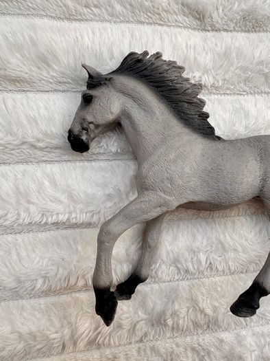 Schleich Farm World Sorraia Mustang Stallion Retired Horse Used Please see photos