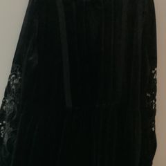 Ladies beautifull black velvet dress from gallery worn once beautiful lace sleeves size 20