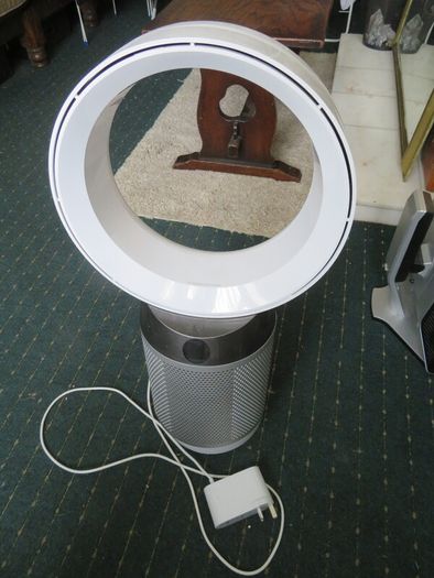 Dyson Air Purifier {DP04} (working, but no remote)