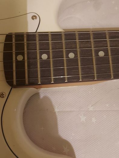 Rocktile Electric Guitar and AMP, in new condition