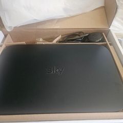 sky q  1tb box