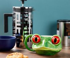 Tree Frog Head Ceramic Shaped Mug