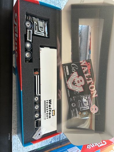 Tekno Walton 1:50 scale truck