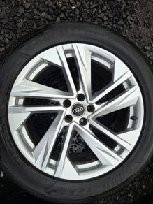 20" Genuine Audi Q7 S Line Alloys with tyres