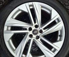 20" Genuine Audi Q7 S Line Alloys with tyres