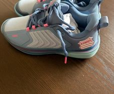 K Swiss Tennis shoes