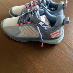 K Swiss Tennis shoes