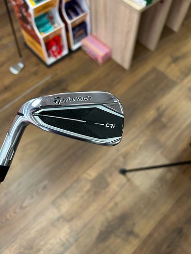 Qi Left Handed Irons 5-Sw (Ex Demo Clubs)