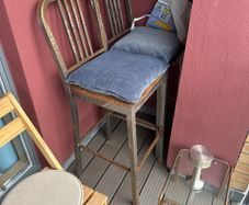 Chairs for free - I pay for pick them up