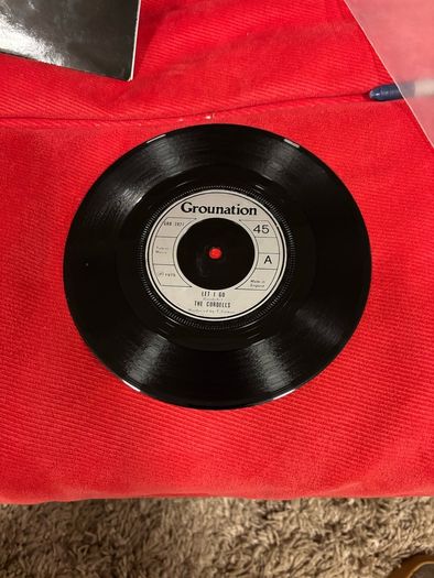 The Cordells - Let I go  (Roots Reggae)