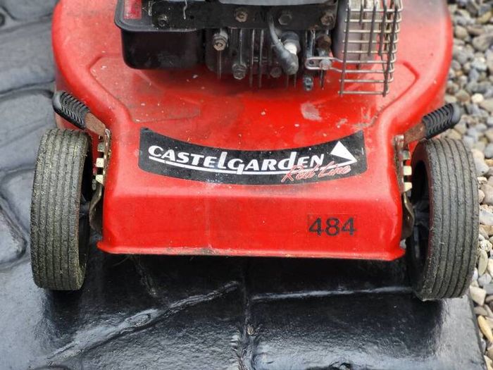 Lawnmowers  Ready To Use