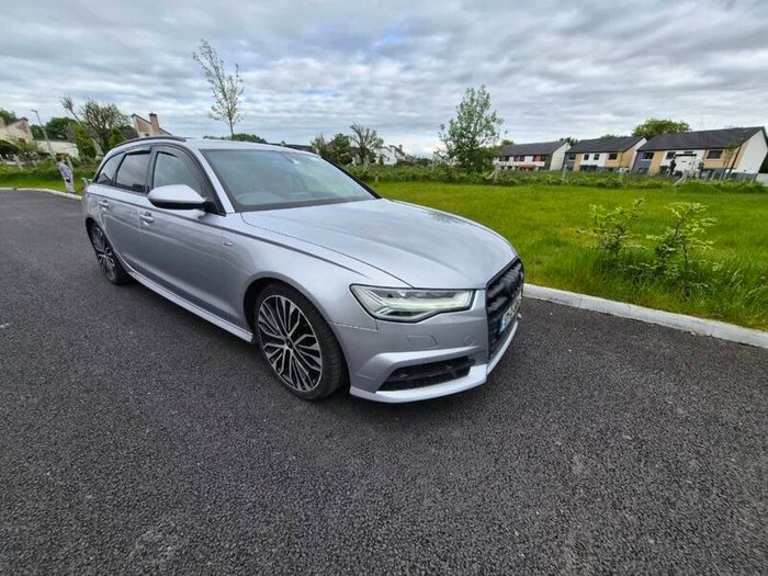Audi A6 black Edition S line Ultra automatic