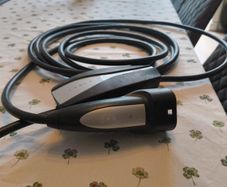 Tesla Gen 2 Universal Mobile Connector