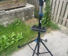 bike repair stand