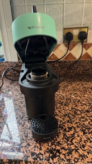 Nespresso Vertuo Pop - Aqua Mint - Tiffany Blue Smart Pod Coffee Machine