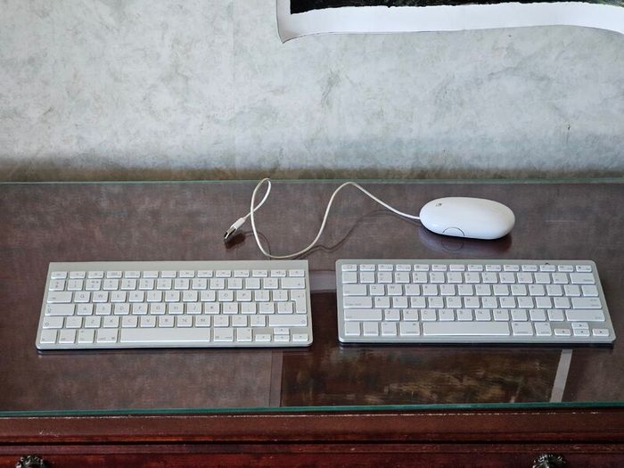 2x Apple iMac Bundle - A1224 20" and A1311 21.5"