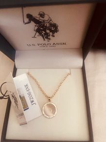 Ladies gold