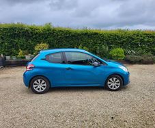 2013 Peugeot 208