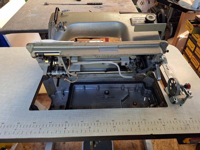 industrial sewing machine