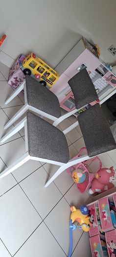 kitchen chairs x6