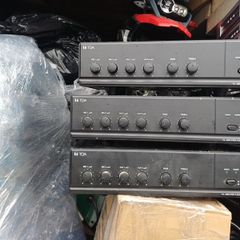 3 TOA pa amplifiers