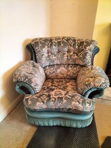 Free couches