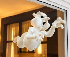 Stretch Ghost Through the Window - 3D - Halloween Decor - 3 Sizes
