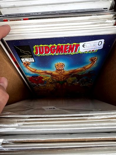 Indie Long Comic Box w 250 Comics for Sale