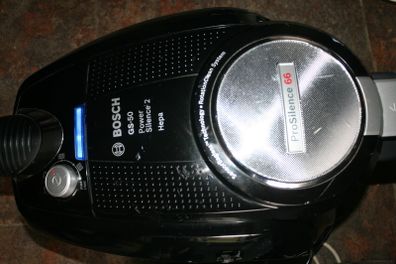 Vacuum Cleaner Bosch BGS5SIL2GB GS50 Power Silence Review (almost new)
