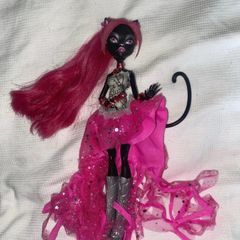 Monster High Caty Noir
