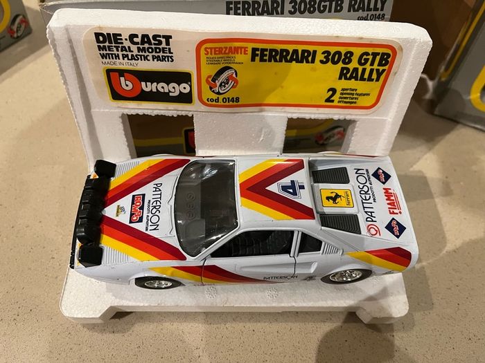 Ferrari 308 Collection 1/24 Burago
