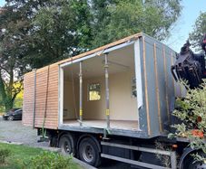 cabin/container