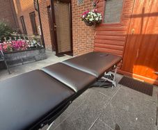 massage bed