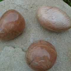 Peach Moonstone.Moonstone pebbles,Crystals,