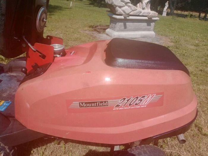 Mounthfield front deck ride on mower