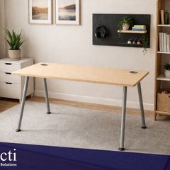 10 x 1600 Maple Office Desks - Grade A