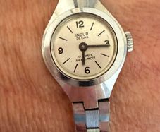 Indur watch mechanical working perfectly