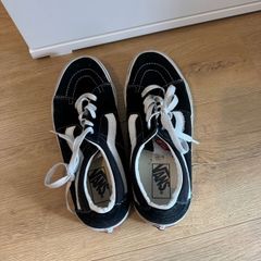 black vans