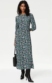 M&S Ditsy Floral Super Flattering Dress: Size 12