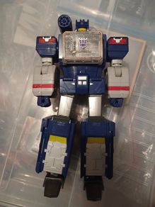 Transformer Soundwave Titans return