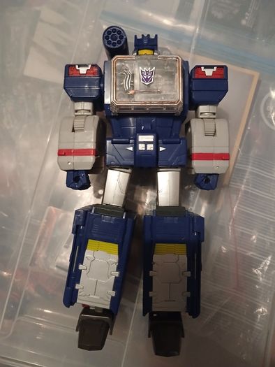 Transformer Soundwave Titans return