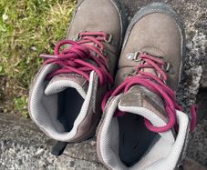 childrens boots