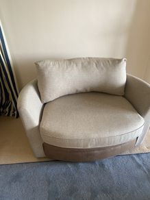 love seat