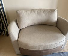 love seat