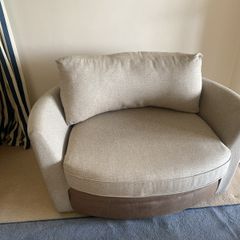 love seat