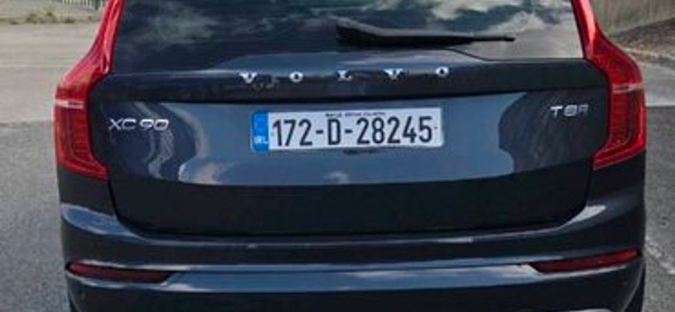 Volvo XC90 MomentumPro T8